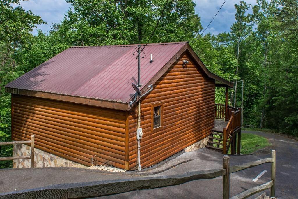 Villa Holly Tree Hideaway - Semi Secluded Mtn Setting Sevierville Exterior foto